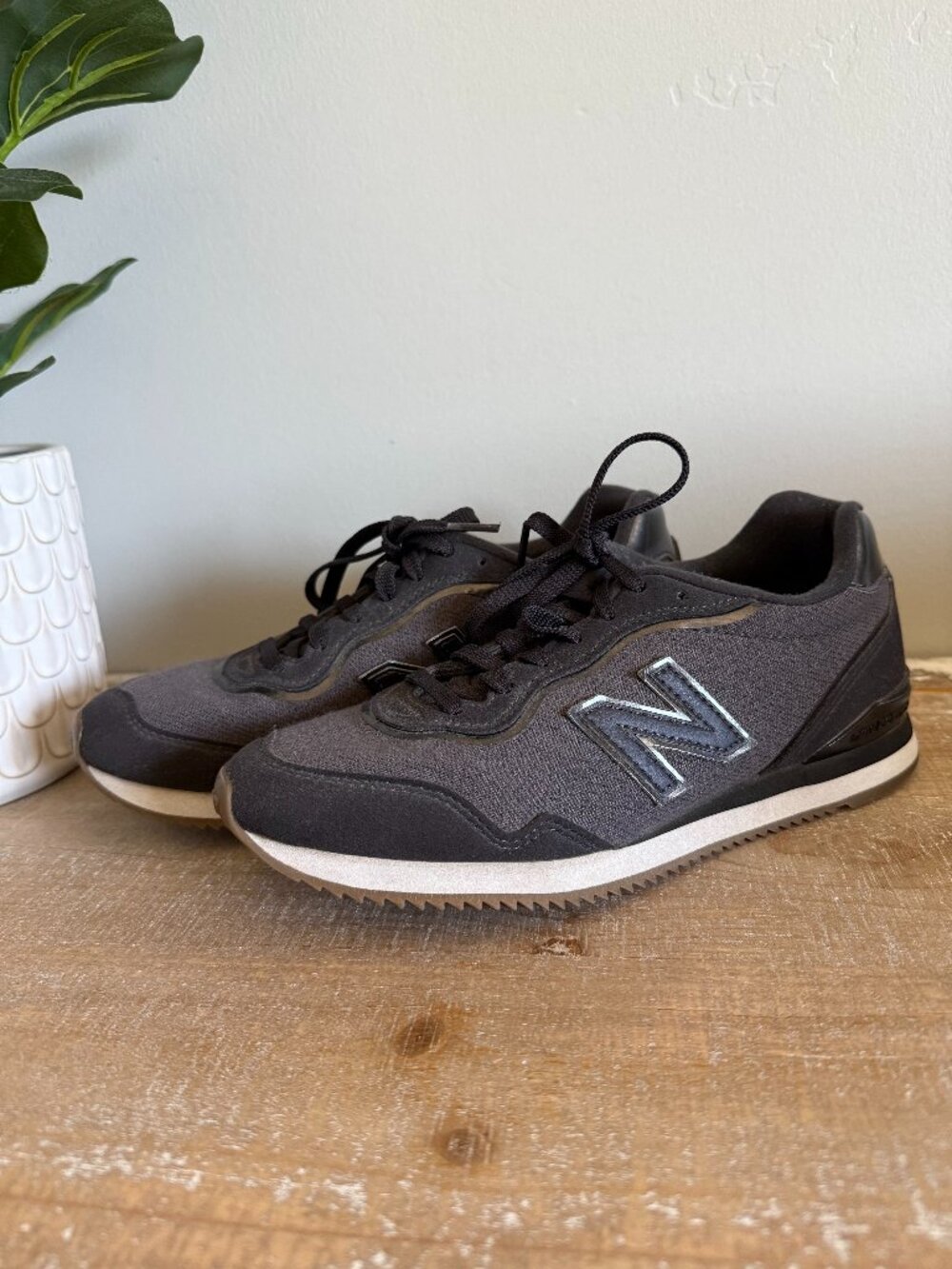 New Balance Sola Sleek V1 Sneakers : 7